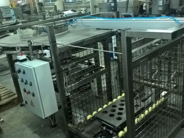 Комплекс загрузки и выгрузки тары из прямоугольных автоклавных корзин (с подвижным дном) в Нягани
